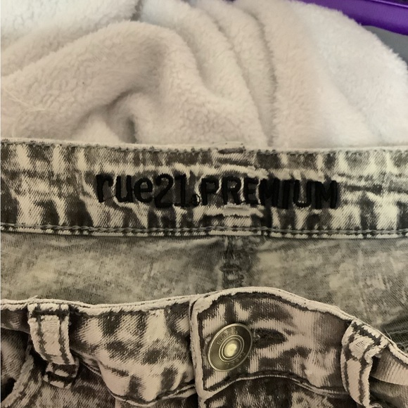 Men’s jeans - Picture 9 of 11